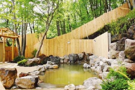 つつじの湯｜北軽井沢・嬬恋の自然に囲まれた日帰り温泉